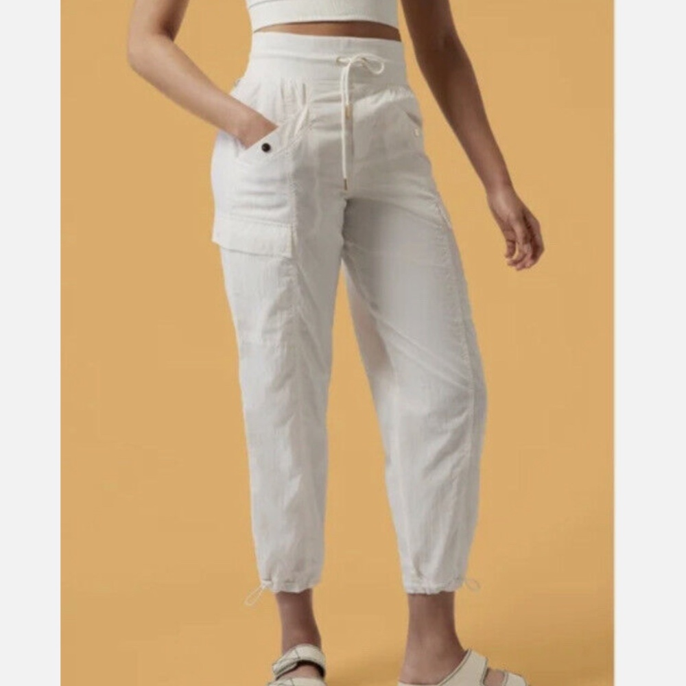 NWT! 🤍 Athleta x Alicia Keys High Waist Utility Pant, Cream, Size 10